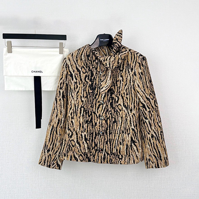 chanel tiger jacquard bow tie tweed short jacket